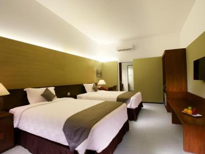 Hotel Neo+ Green Savana Sentul City Bogor Esterno foto