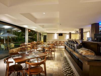 Hotel Neo+ Green Savana Sentul City Bogor Esterno foto